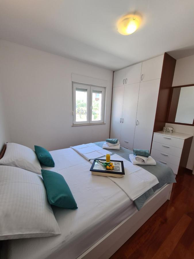 Modern Apartment Near The Sea-Mise Trogir Exterior photo