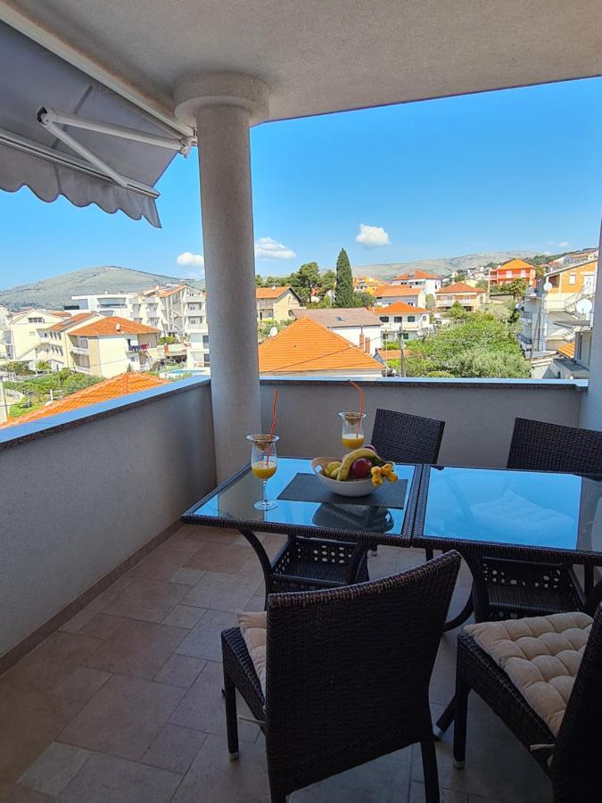 Modern Apartment Near The Sea-Mise Trogir Exterior photo